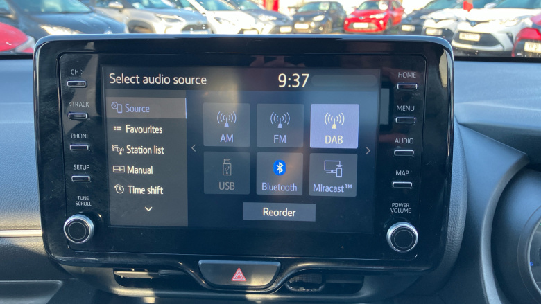 Toyota Yaris 1.5 Hybrid Design 5dr CVT Hybrid Hatchback